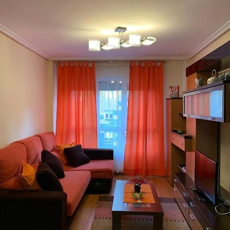 Apartamento Mota-2 Huca-Los Prados; Parking Y Wifi Gratis Oviedo Exterior foto